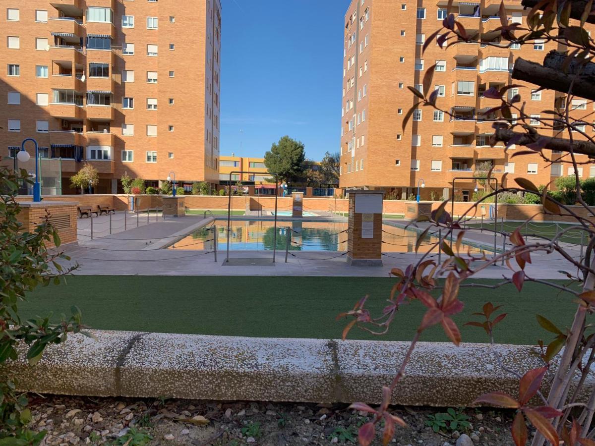 Apto Alma Parking Y Piscina Gratis 사라고사 외부 사진
